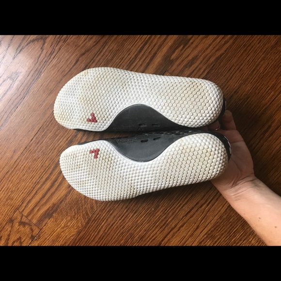 Vivobarefoot Ultras - Picture 4 of 8
